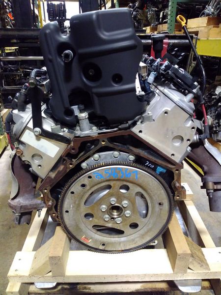 2008 Chevy Silverado 5.3 L engine Assembly