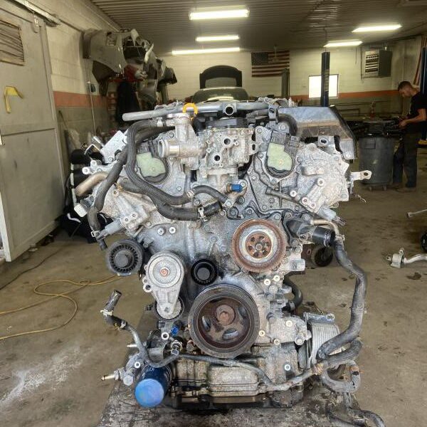 2017 Infiniti Q60 Red Sport 400  3.0-liter twin-turbocharged V6 engine (VR30DDTT)